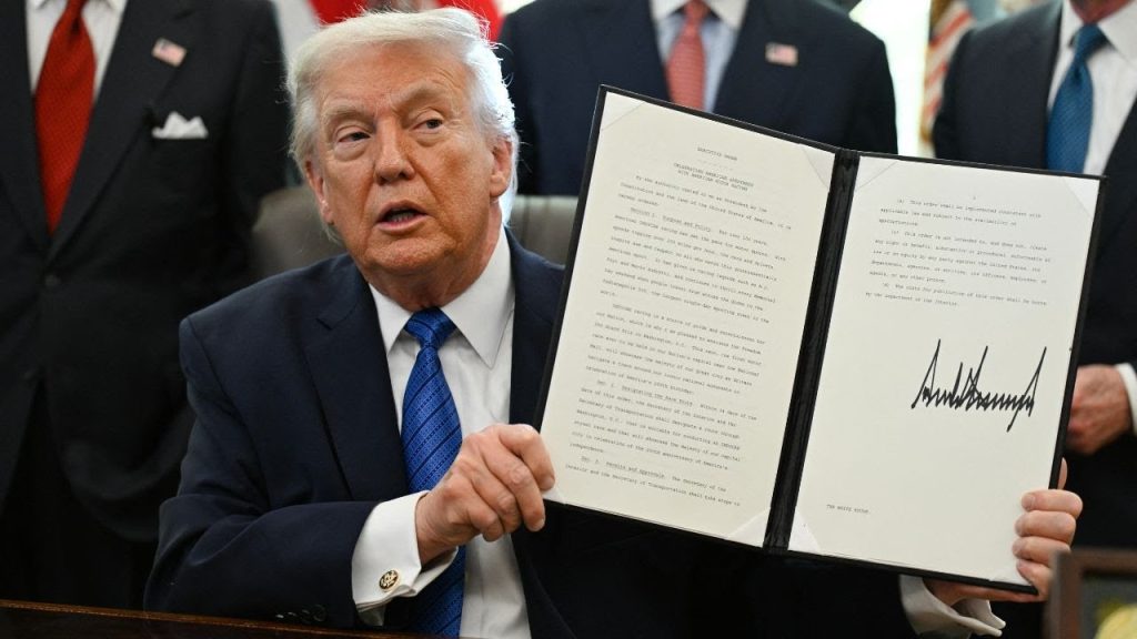 Trump Signs Bombshell Executive Order – ‘It Can Set A Record’