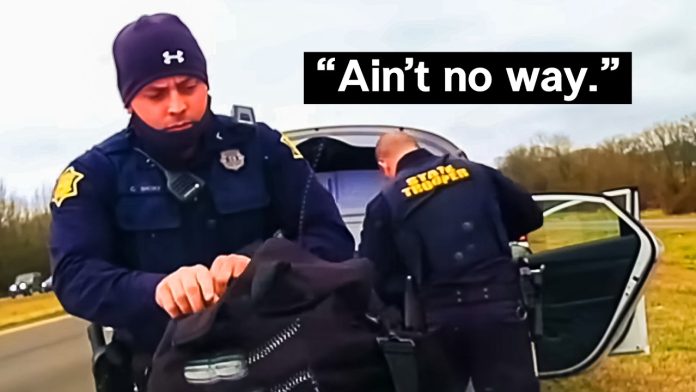 maxresdefault-668 Arkansas Trooper Makes Huge Discovery During Traffic Stop